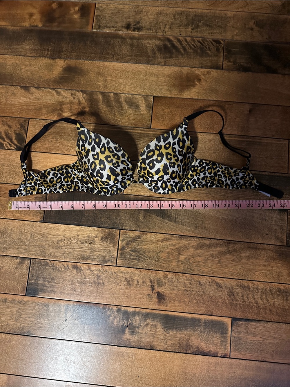 Victoria’s Secret Leopard Print Underwire Bra